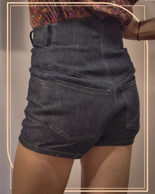 MiniShort_BelleauxV1_Shot03.webp