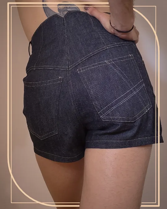 MiniShort_BelleauxV1_ShotNude04.webp